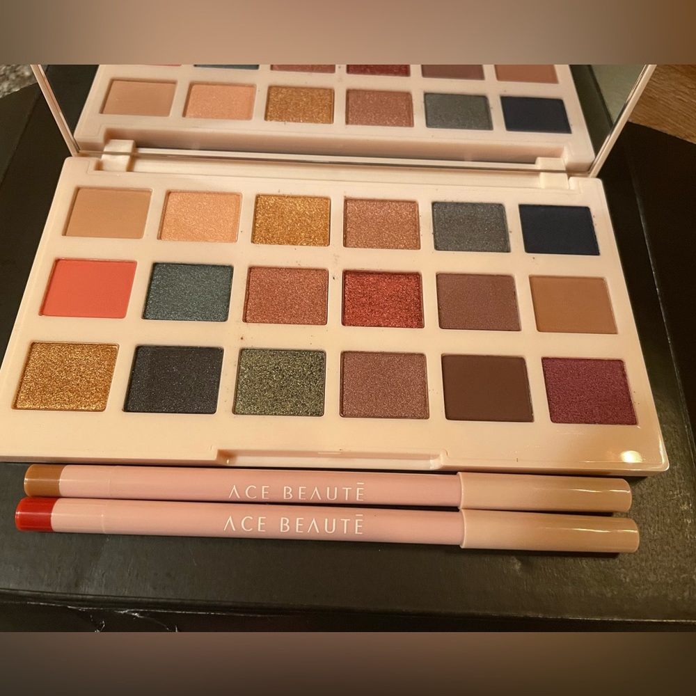 Ciate London eyeshadow palette & Ace Beaute lip liner duo